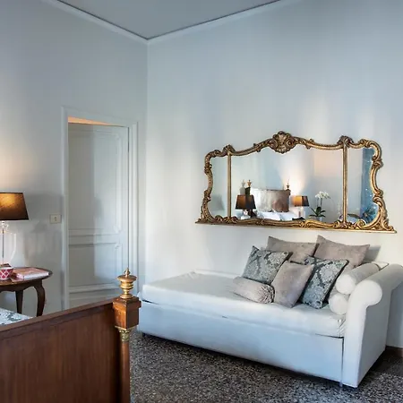 Contemporarys Suites-3